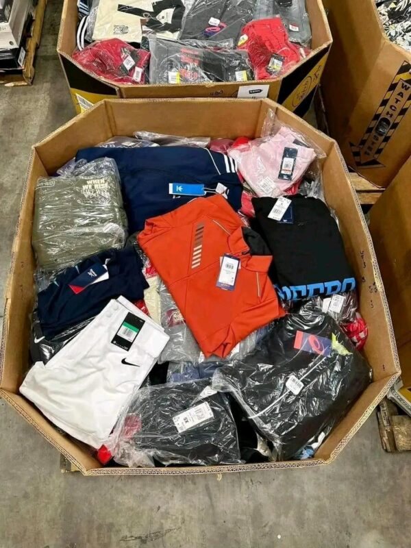 Sam's club clothes pallet - Image 3