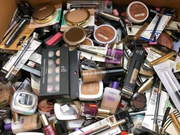 Makeup boxes